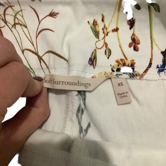 Soft Surroundings Botanical Floral Print Slim Ankle Pants Women XS FLAW - Picture 2 of 6